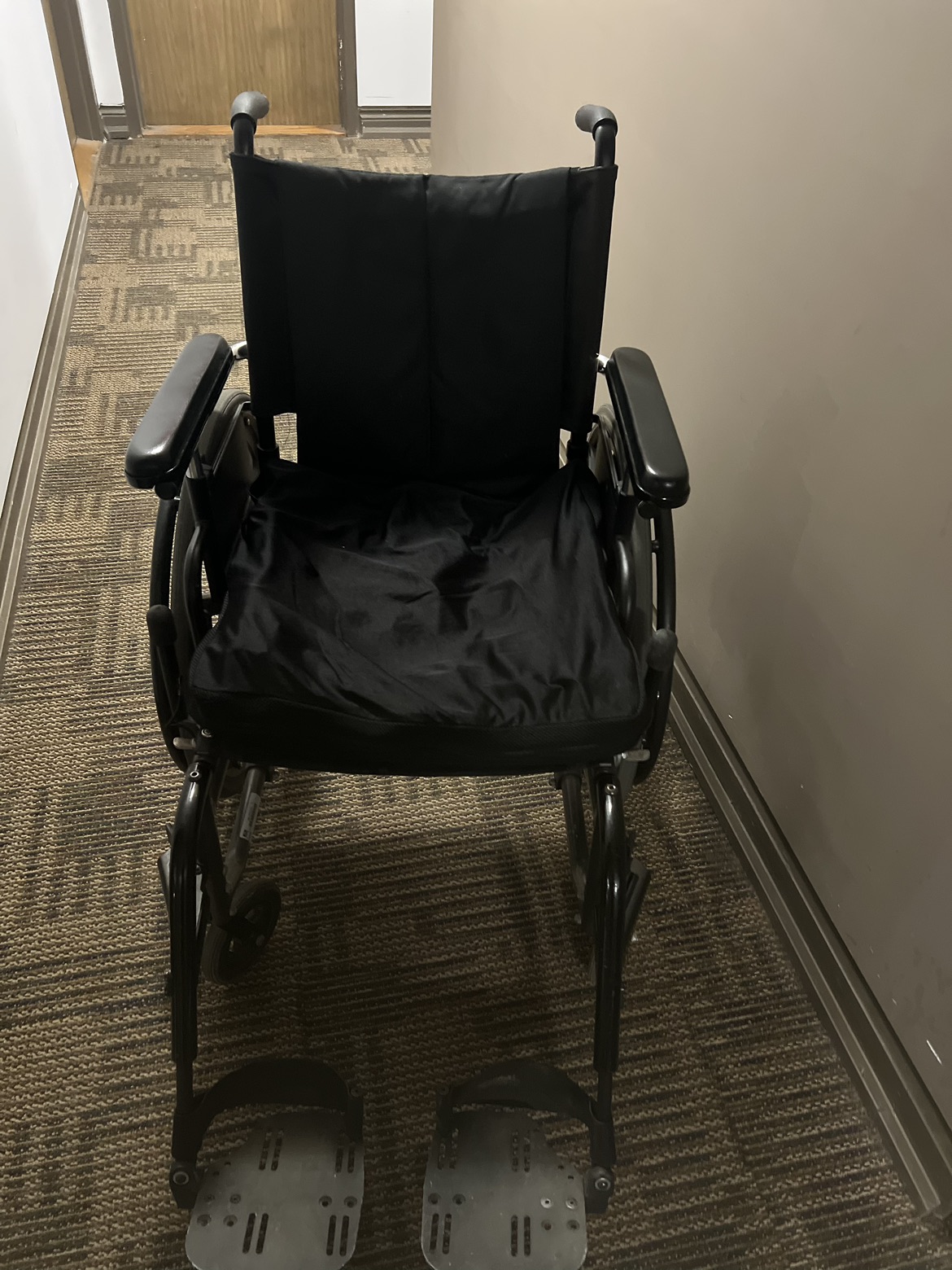Wheelchair - photo 2
