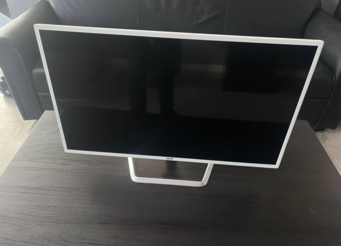 White Acer EB321HQ 32-inch Monitor