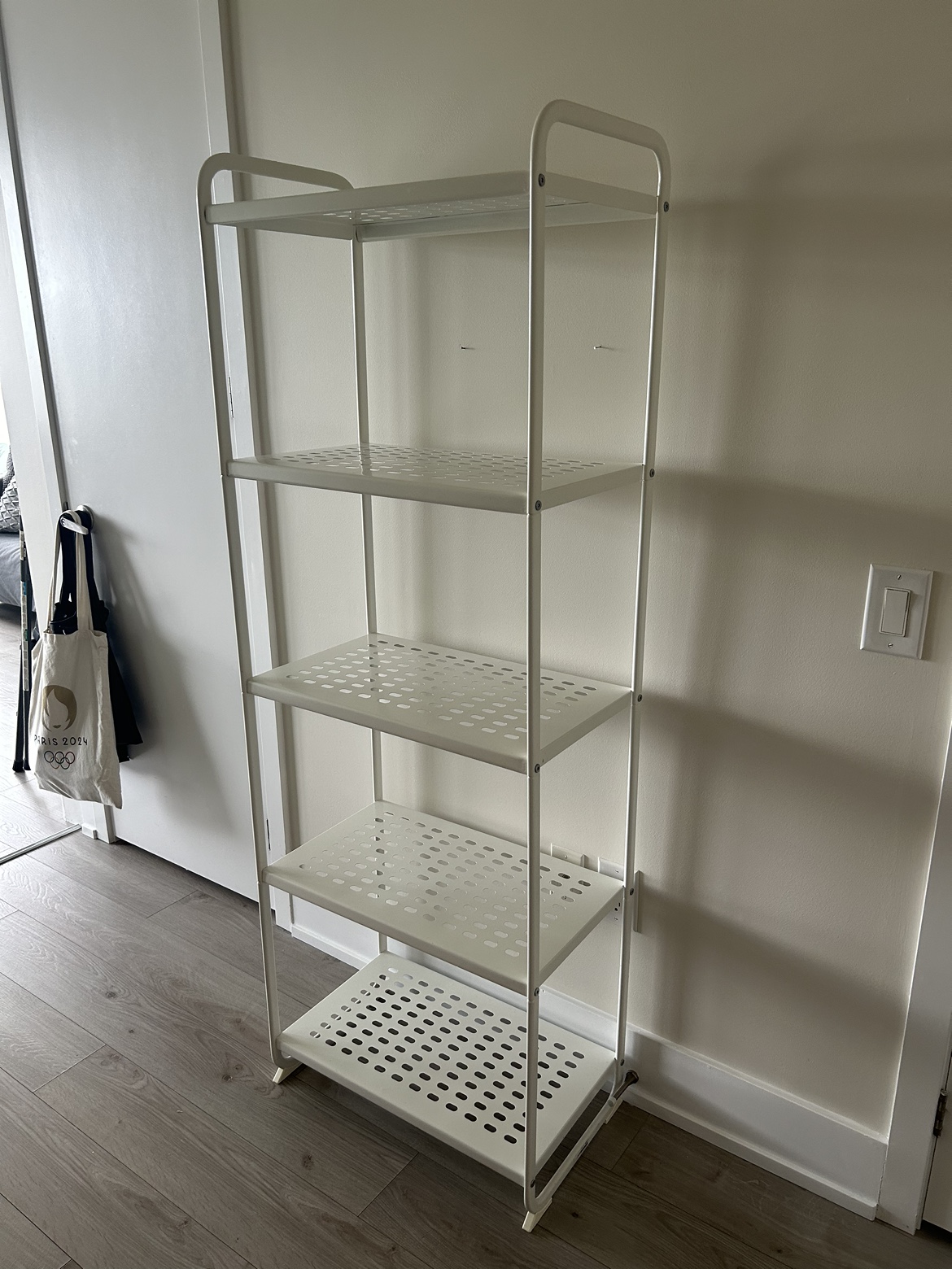 Bookshelf - photo 4