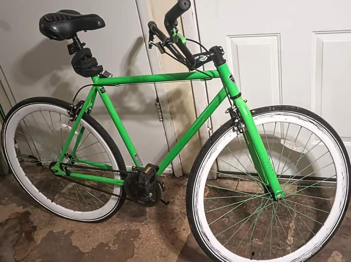 Kent Street Formula 700C. Lime Green Bike.