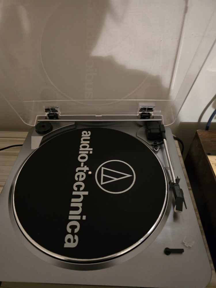 Record Player for Vinyls