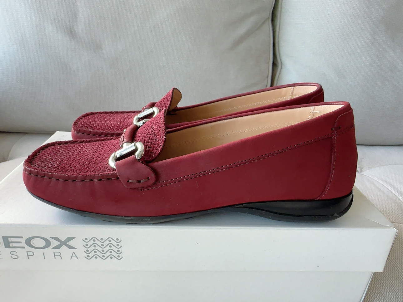 Geox Suede Loafer, size 36 - photo 3