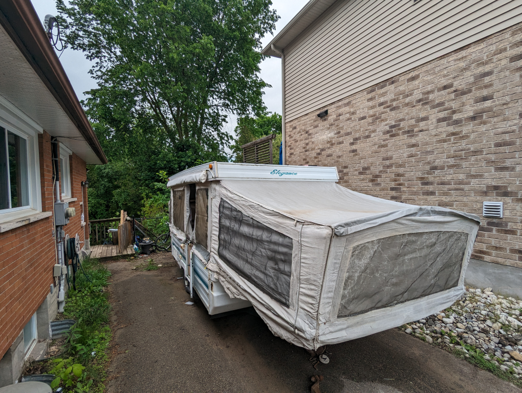 1997 Bonaire pop up camper - photo 2