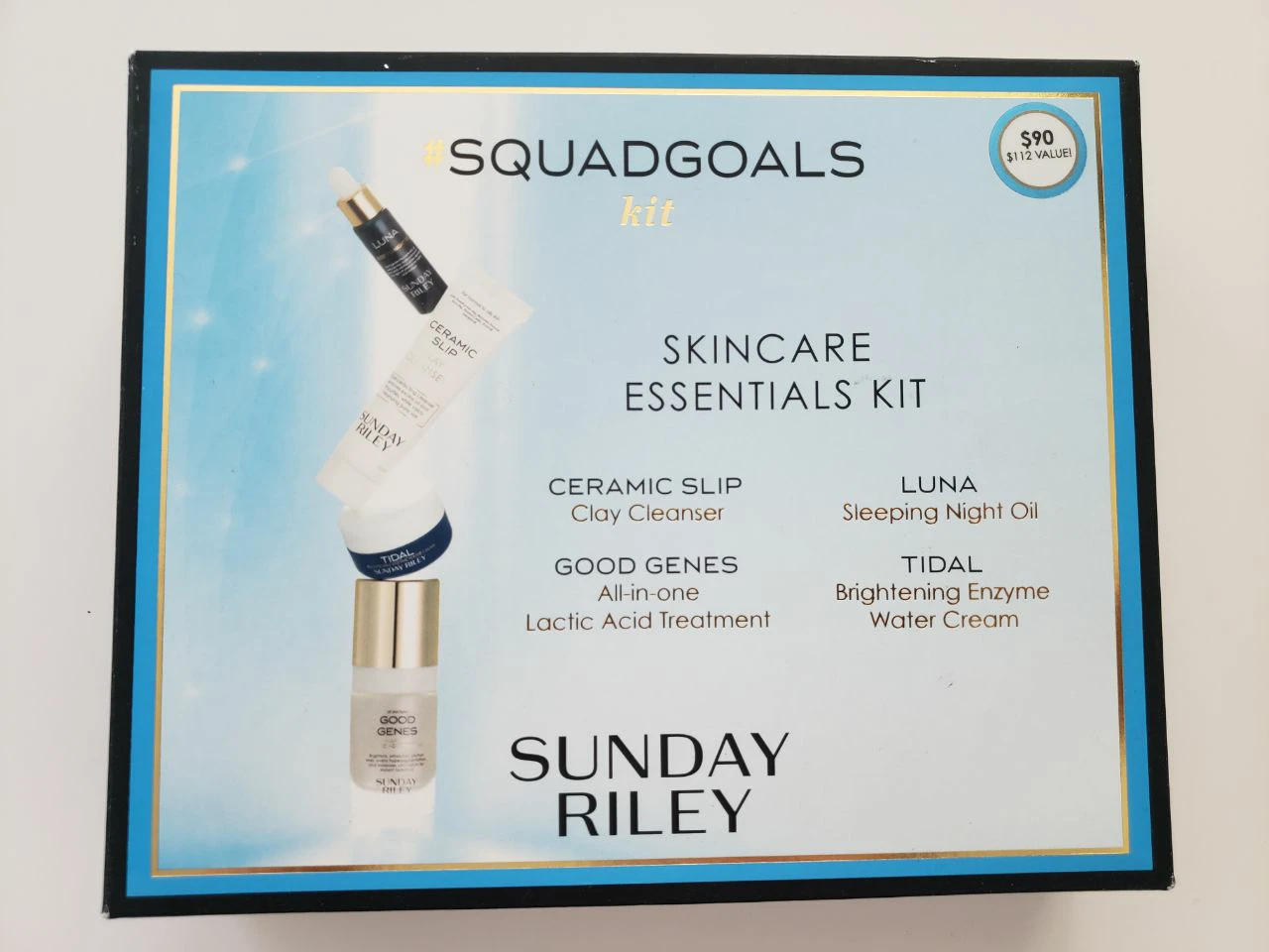Sunday riley essentials kit image indicator(2)