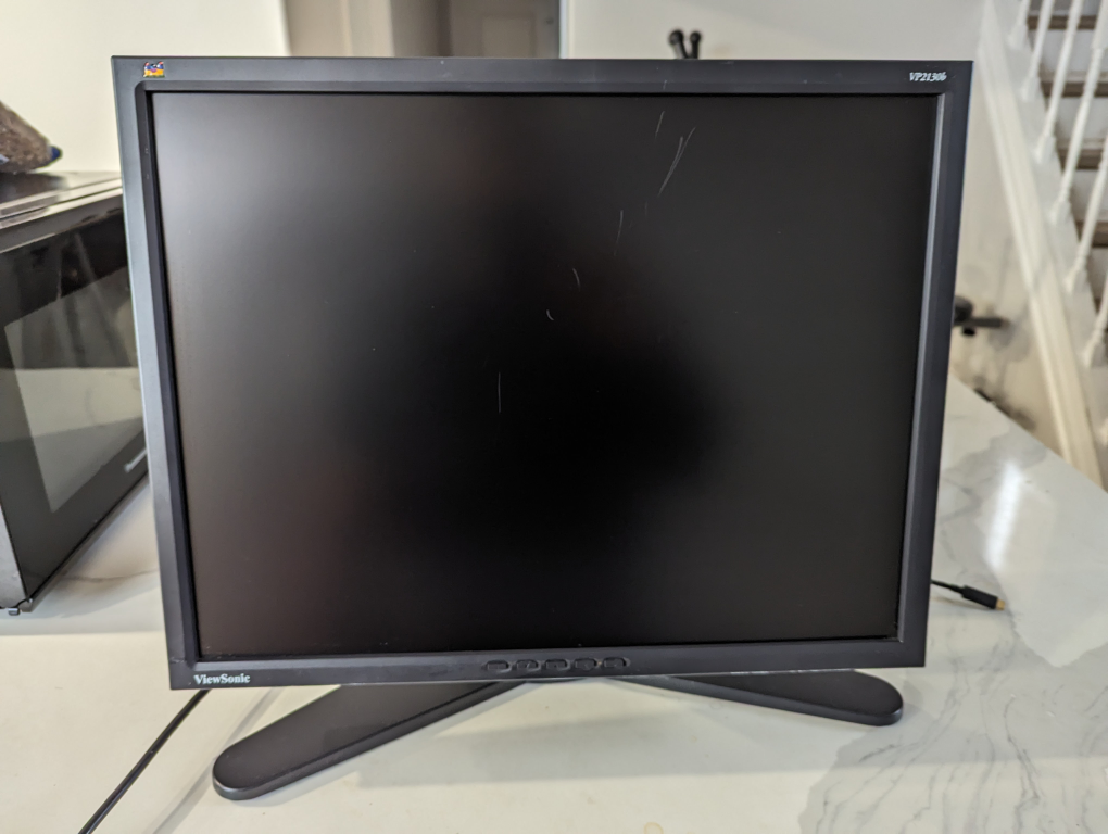 View Sonic 21.3" Monitor with HDMI to VGA cable - photo 2