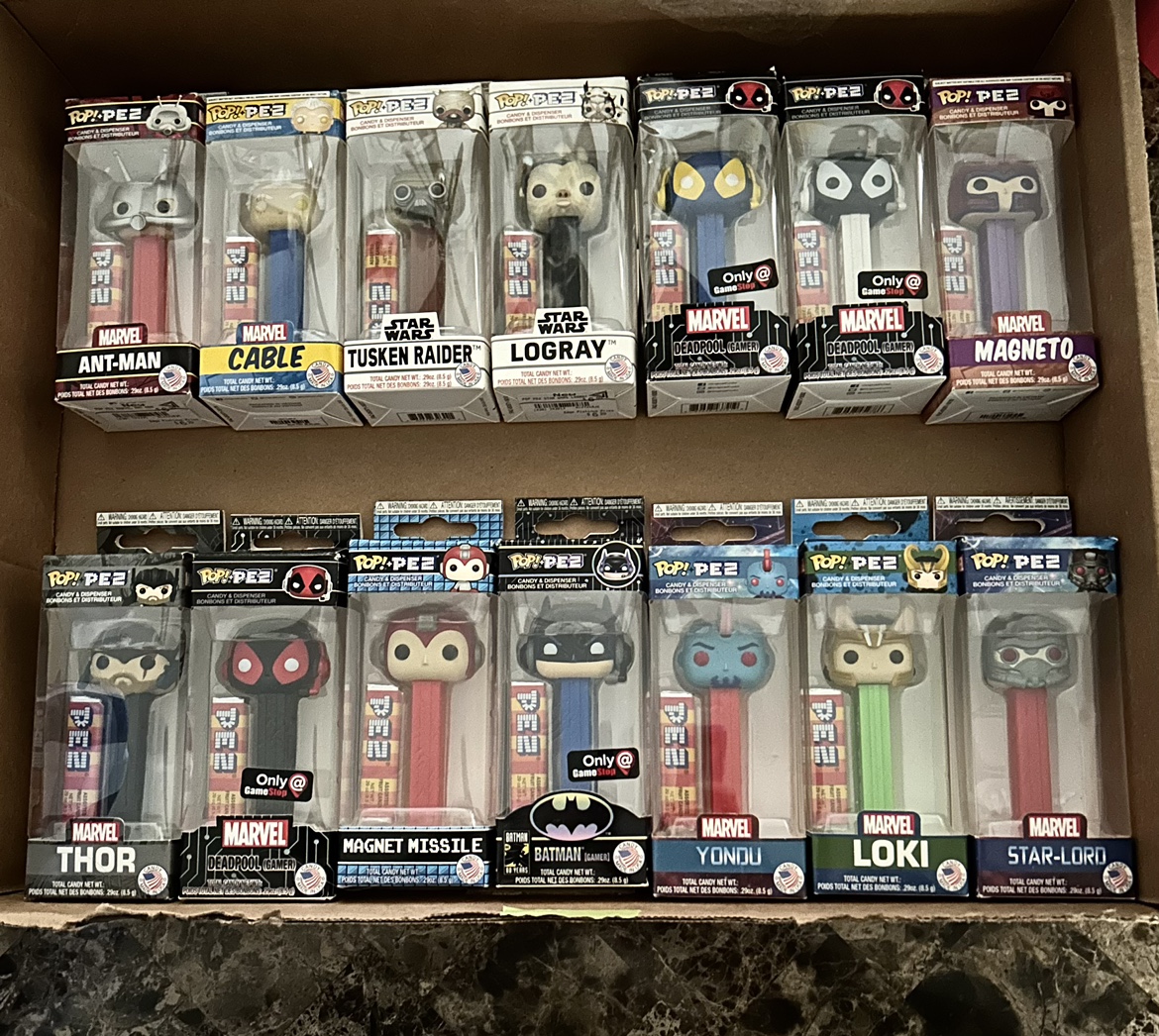 Assorted Collectible Pez Dispensers image indicator(2)