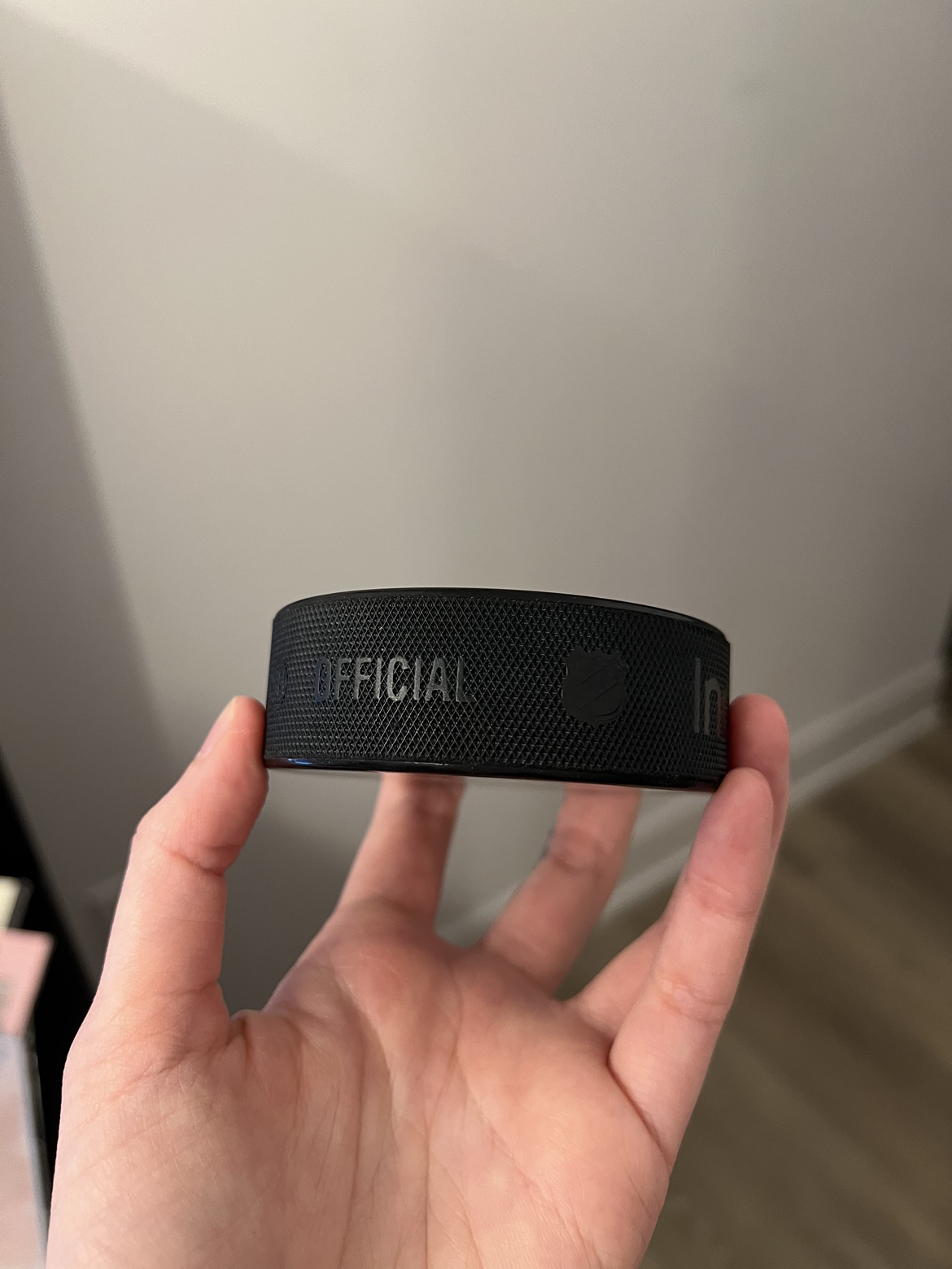 NHL Maple Leaves  x UberEats hockey puck - photo 3
