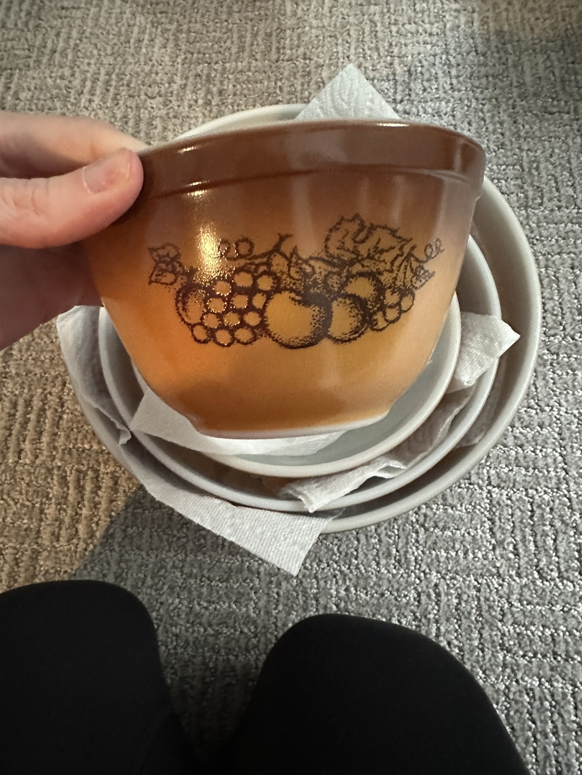 Vintage Pyrex - Set of 4 bowls - Old Orchard