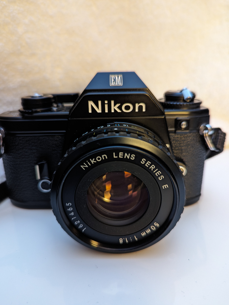 The Nikon EM SLR  35 mm film (SLR) image indicator(2)