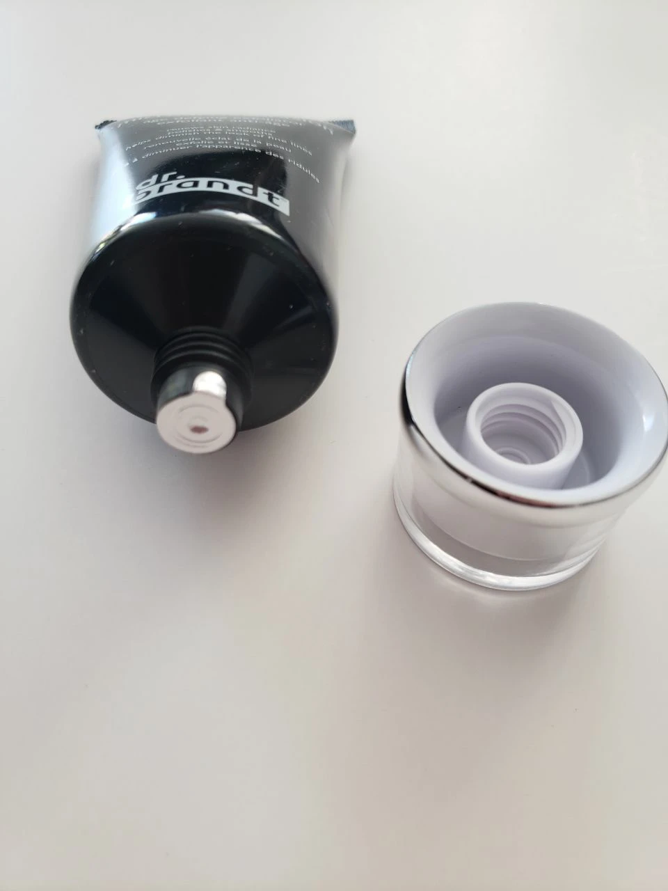 Dr. Brandt Microdermabraison Brand new sealed image indicator(2)