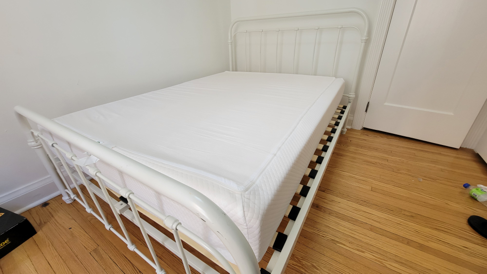🌟 Moving Sale - Structube Full Bed Frame - photo 2