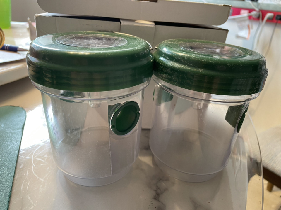 2 Pack Solar Wasp Traps, Solar Powered Wasp Killer Hanging image indicator(2)