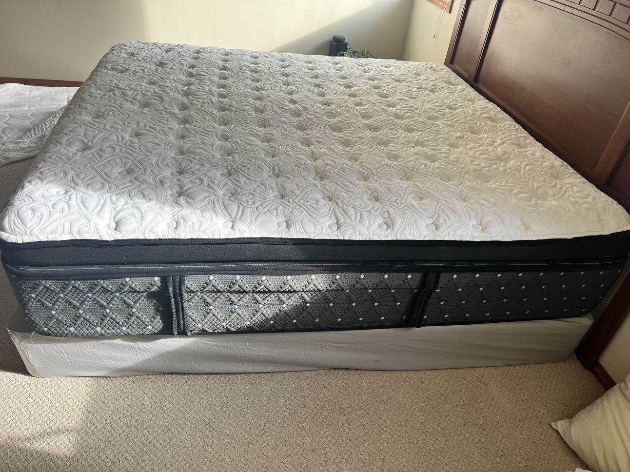 King size mattress - photo 4