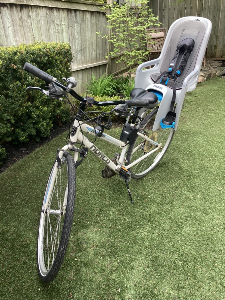 Norco Women’s Bike with Thule Children’s Seat - photo 2