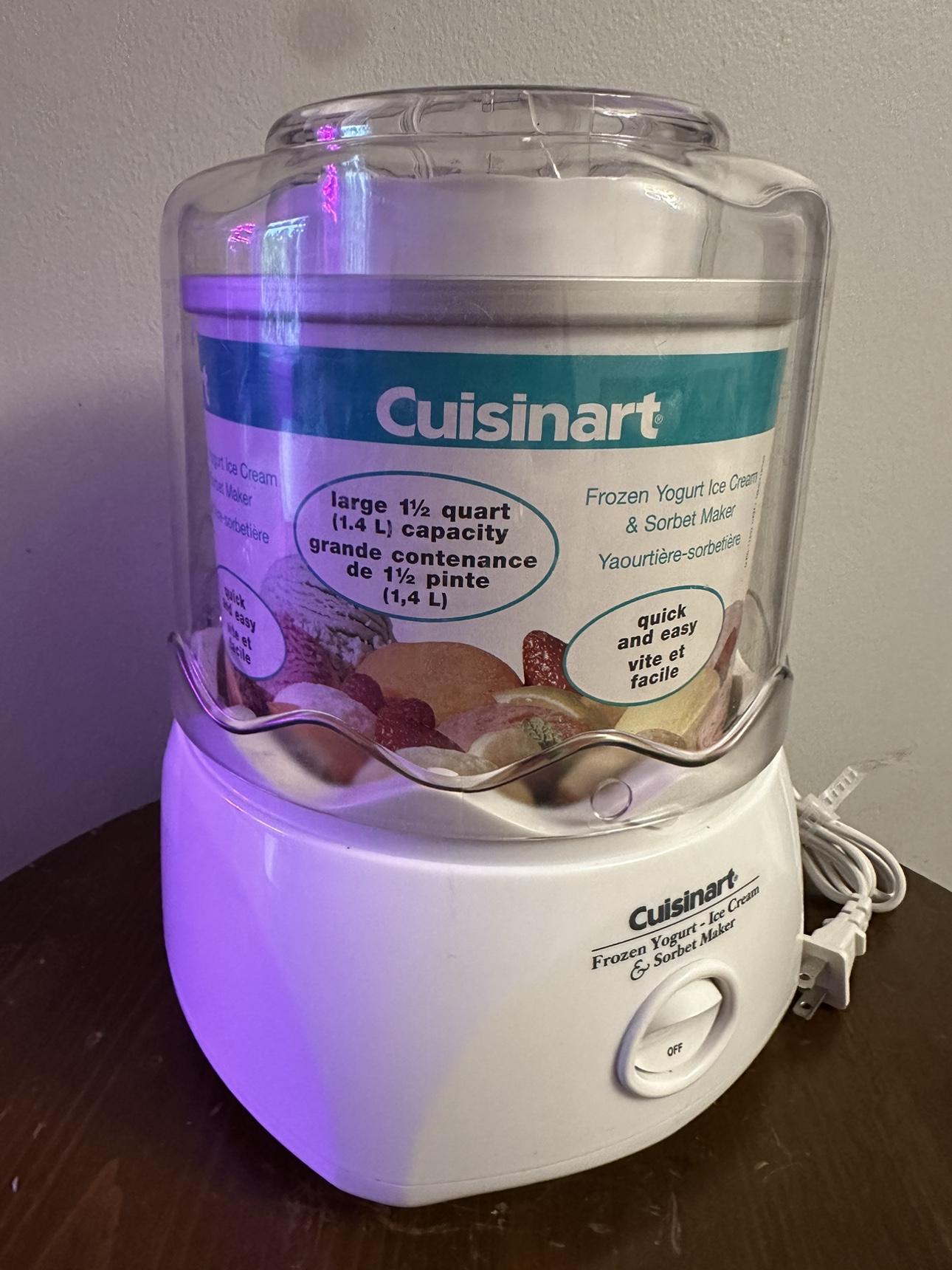 Cuisinart Ice Cream/Frozen Yogurt Maker Like New