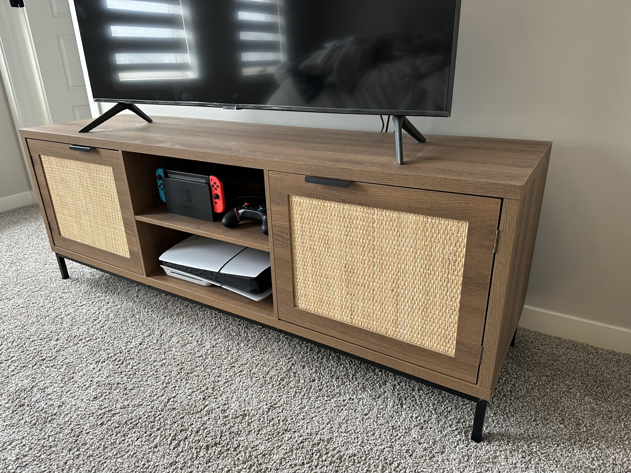 TV stand - photo 2