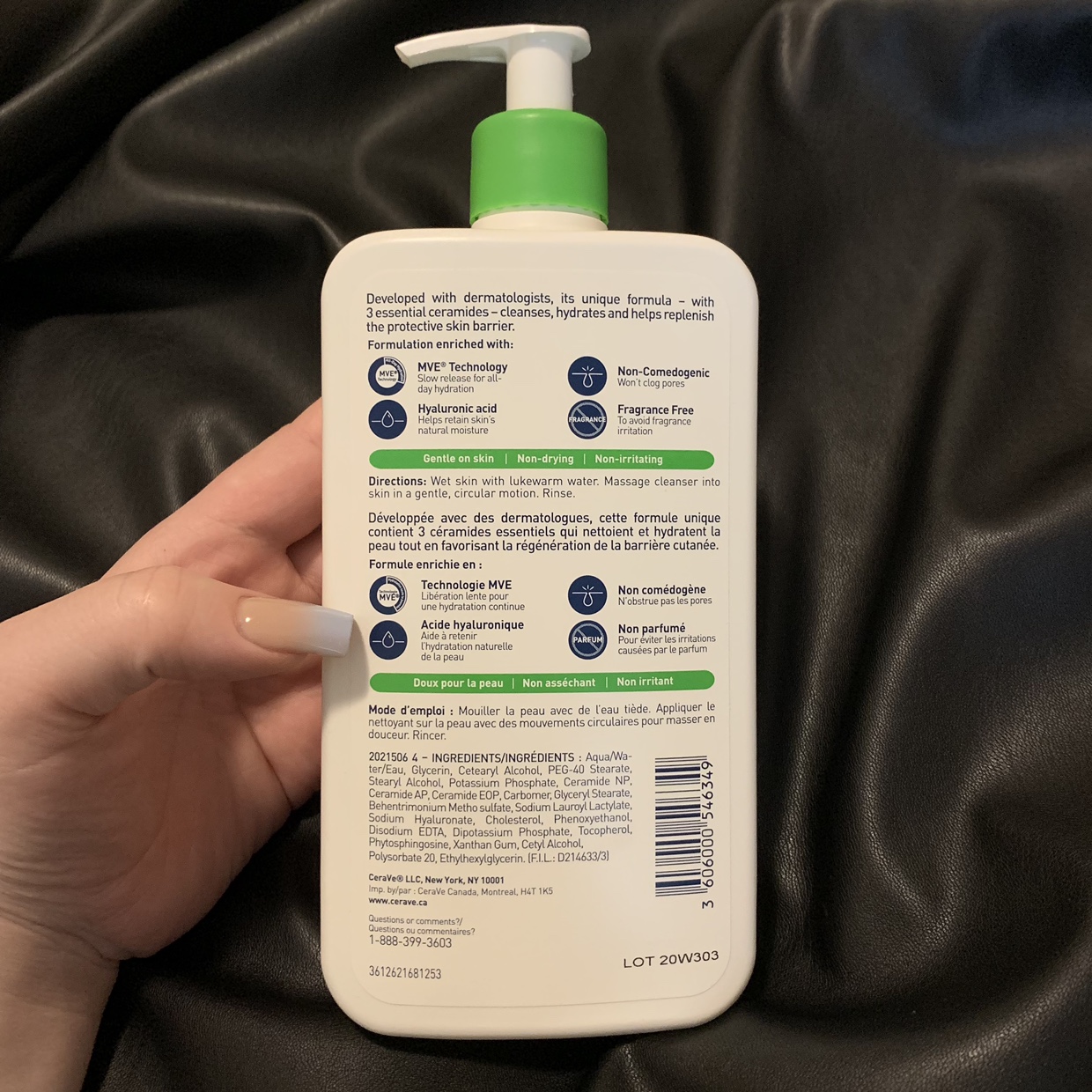 CeraVe Hydrating Cleanser (562ml) image indicator(2)