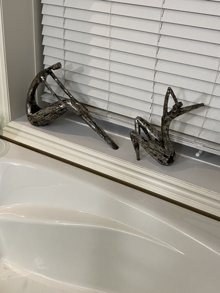 Decorative Sculptures image indicator(8)