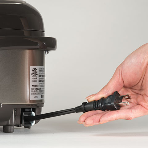 Zojirushi Rice Cooker & Warmer (Retail Price $197+tax) image indicator(6)