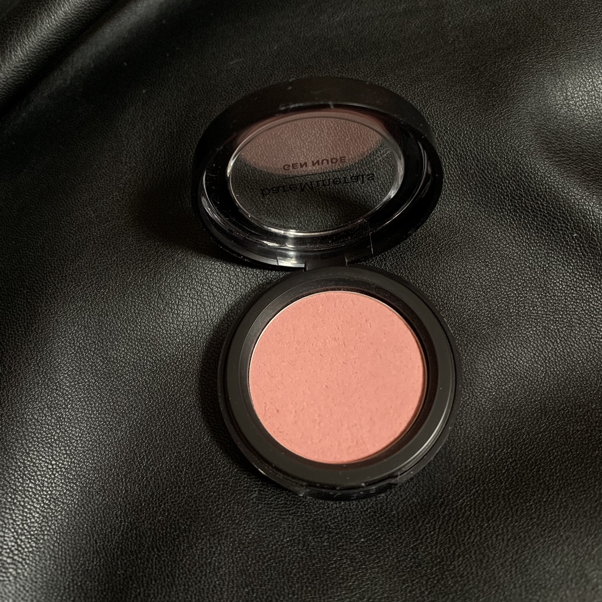 BareMinerals Blush image indicator(2)