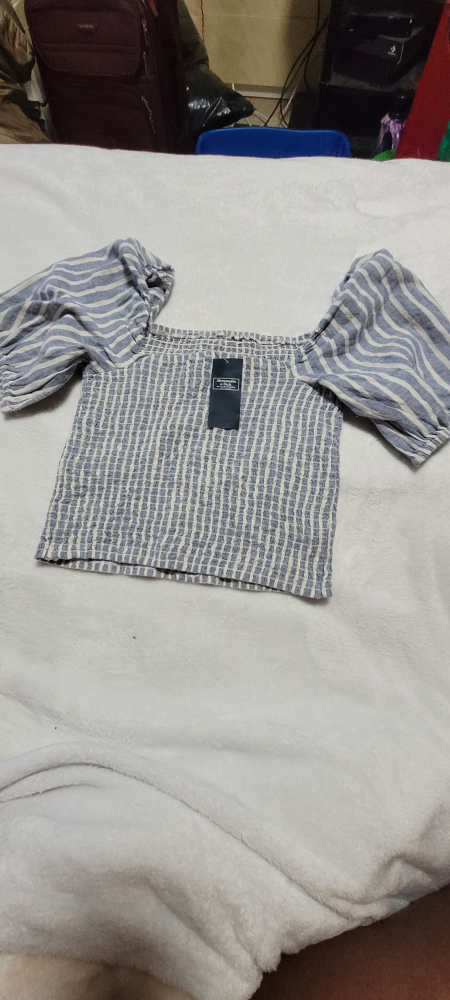 NWT ABERCROMBIE AND FITCH TOP - photo 2