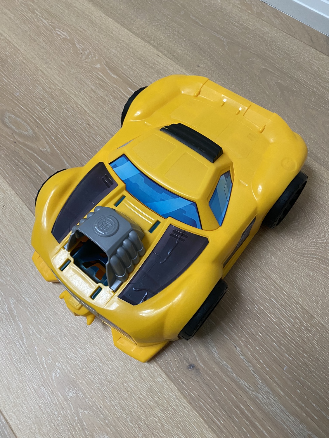 Transformer car