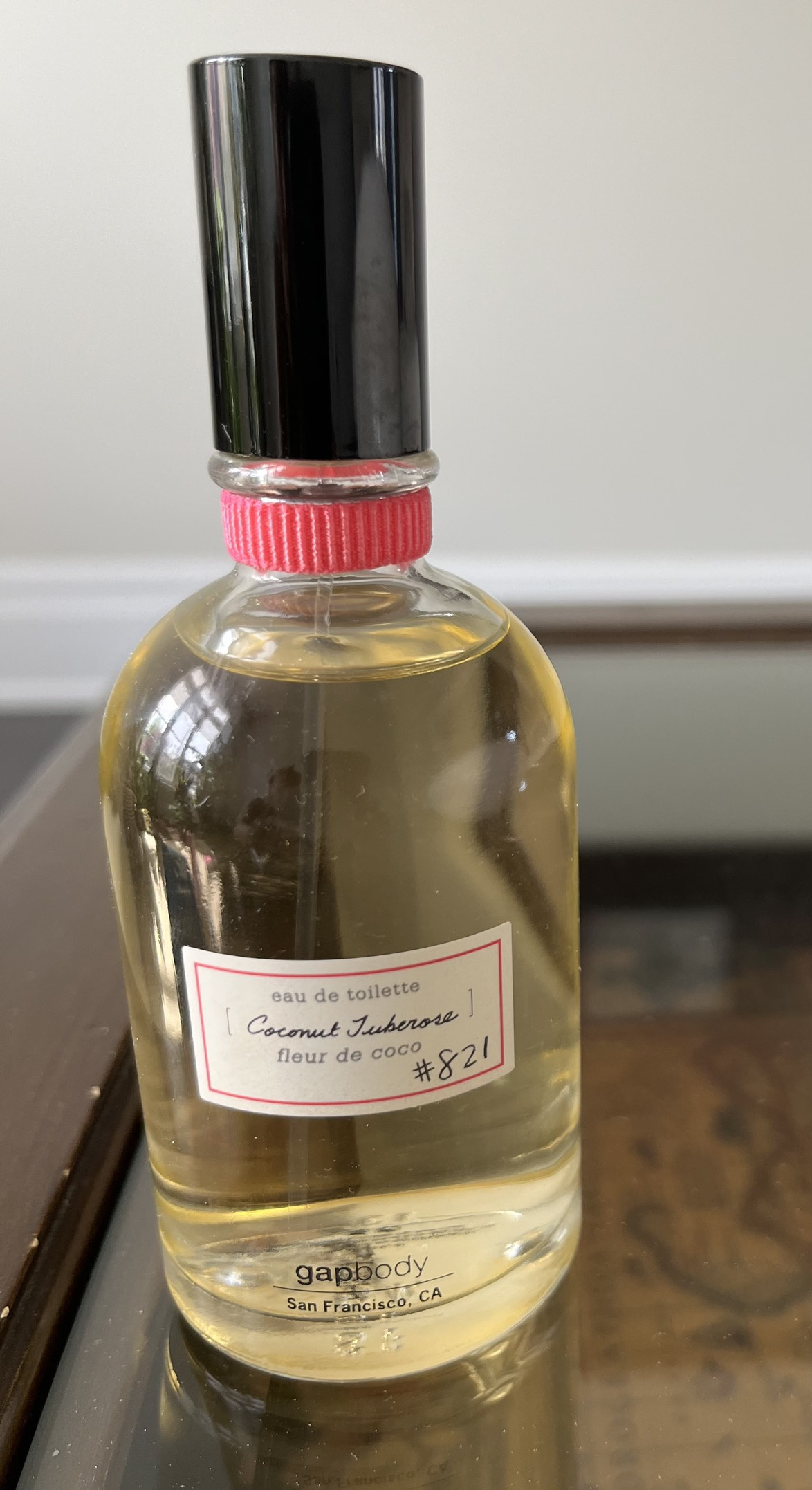 New in box Gap Coxonut Tuberose 100 ml spray image indicator(3)