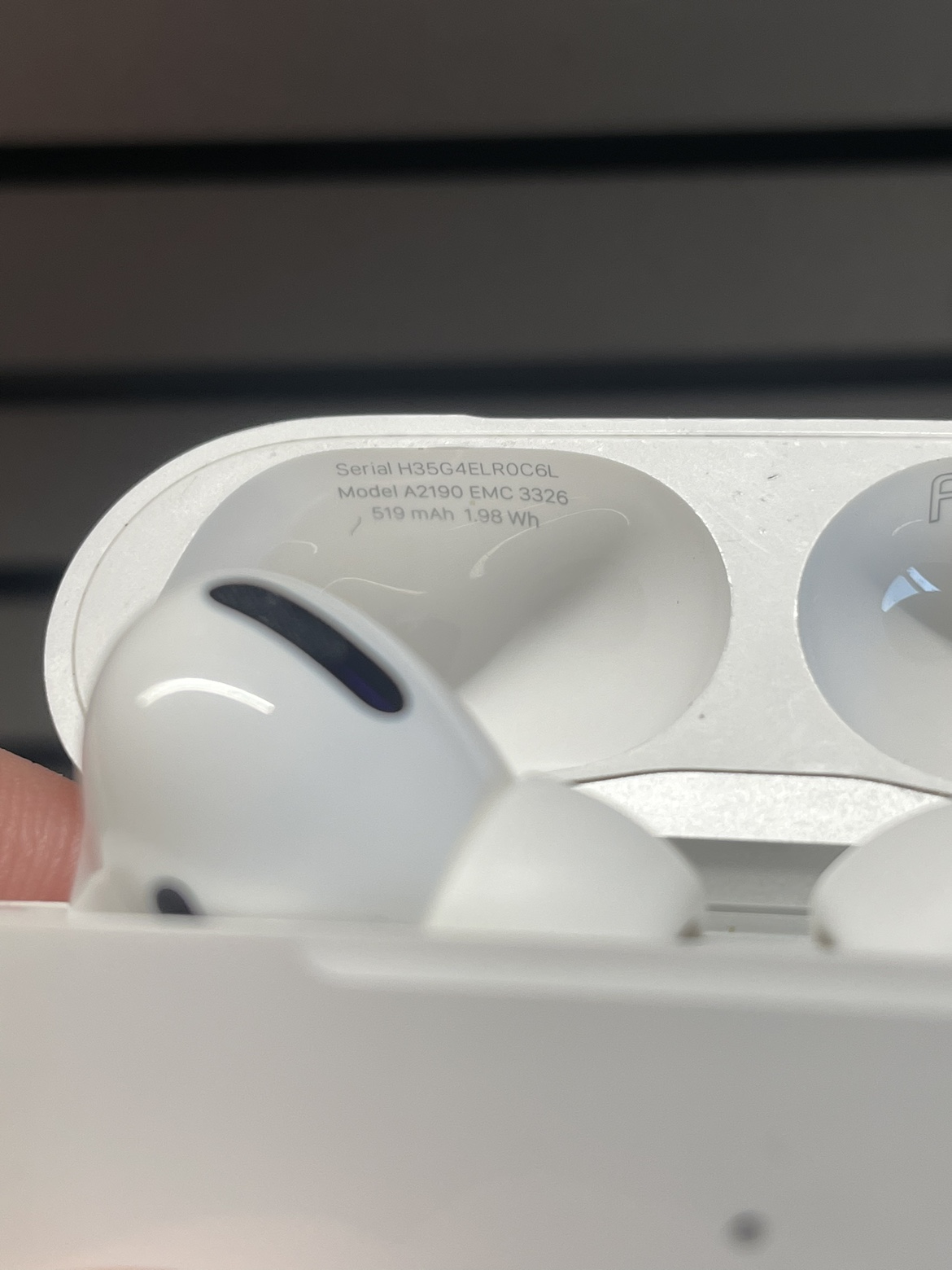 Apple AirPod Pro Gen 1 - photo 4