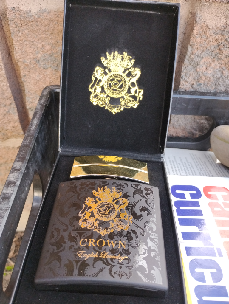 CROWN  Eau De Parfume - photo 2