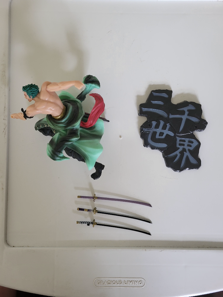 One Piece Zoro figure - photo 4