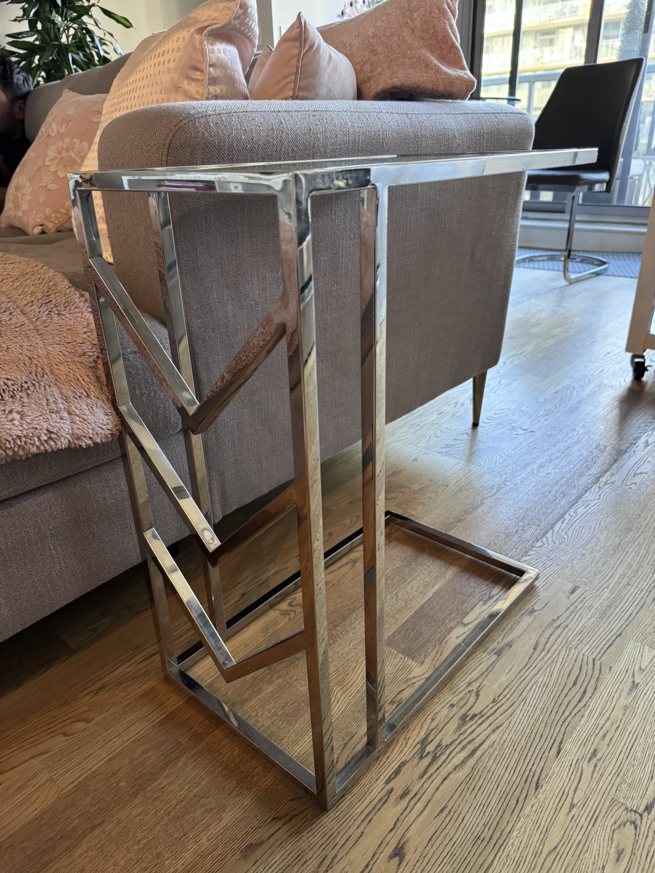 Glass Side table thumbnail