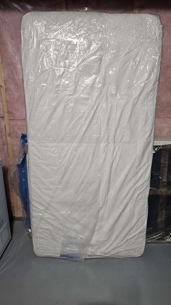 Single Mattress with Mattress Protector + Box Spring - photo 2