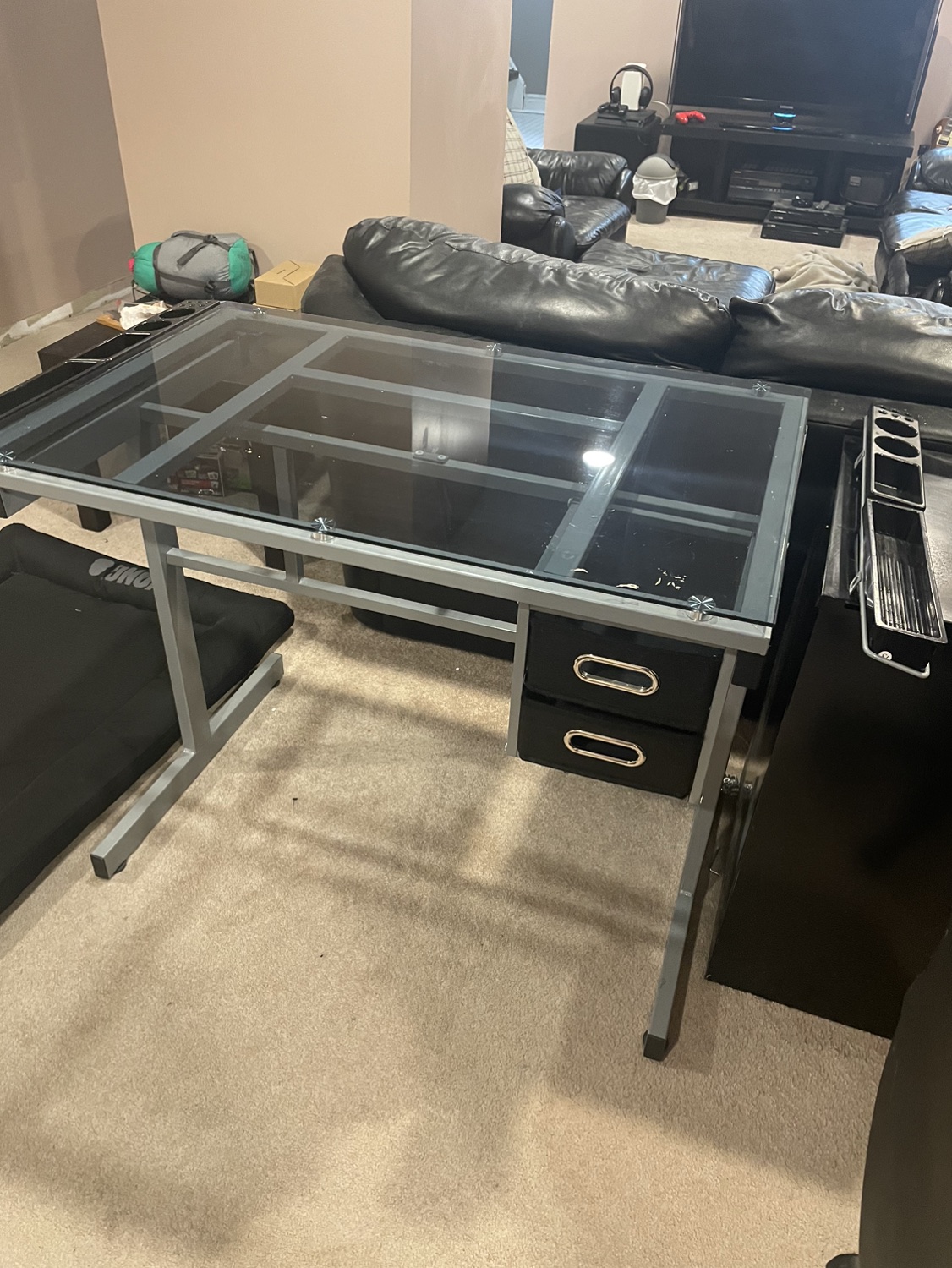 Desk - photo 5