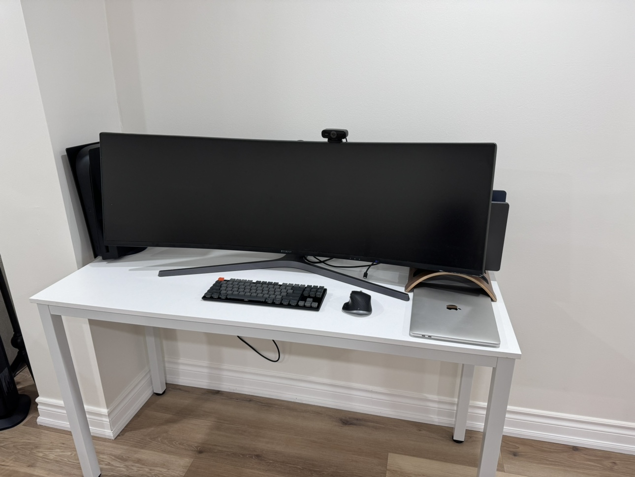 49 inch Samsung Curved Gaming Monitor 1440p 240hz refresh rate - photo 3