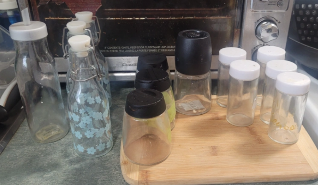 spice jars and oil jars. #free #Freecycle thumbnail