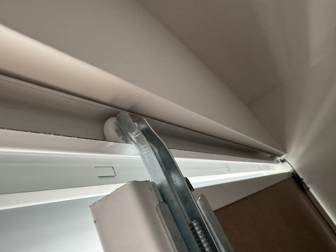 Closet Sliding Doors + Organizer - New image indicator(7)