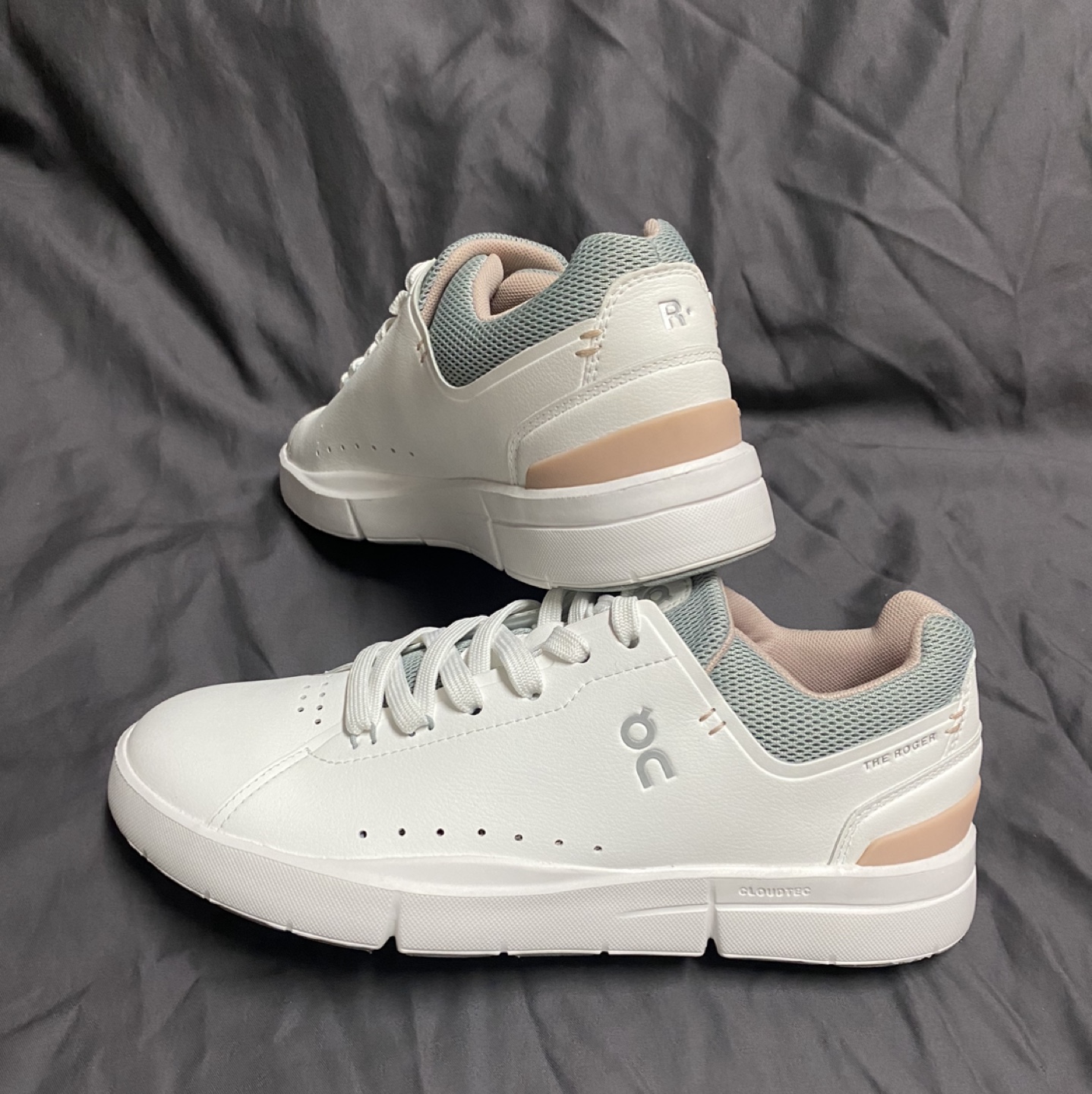 On Roger Advantage Shoes - Size 7.5 - photo 3