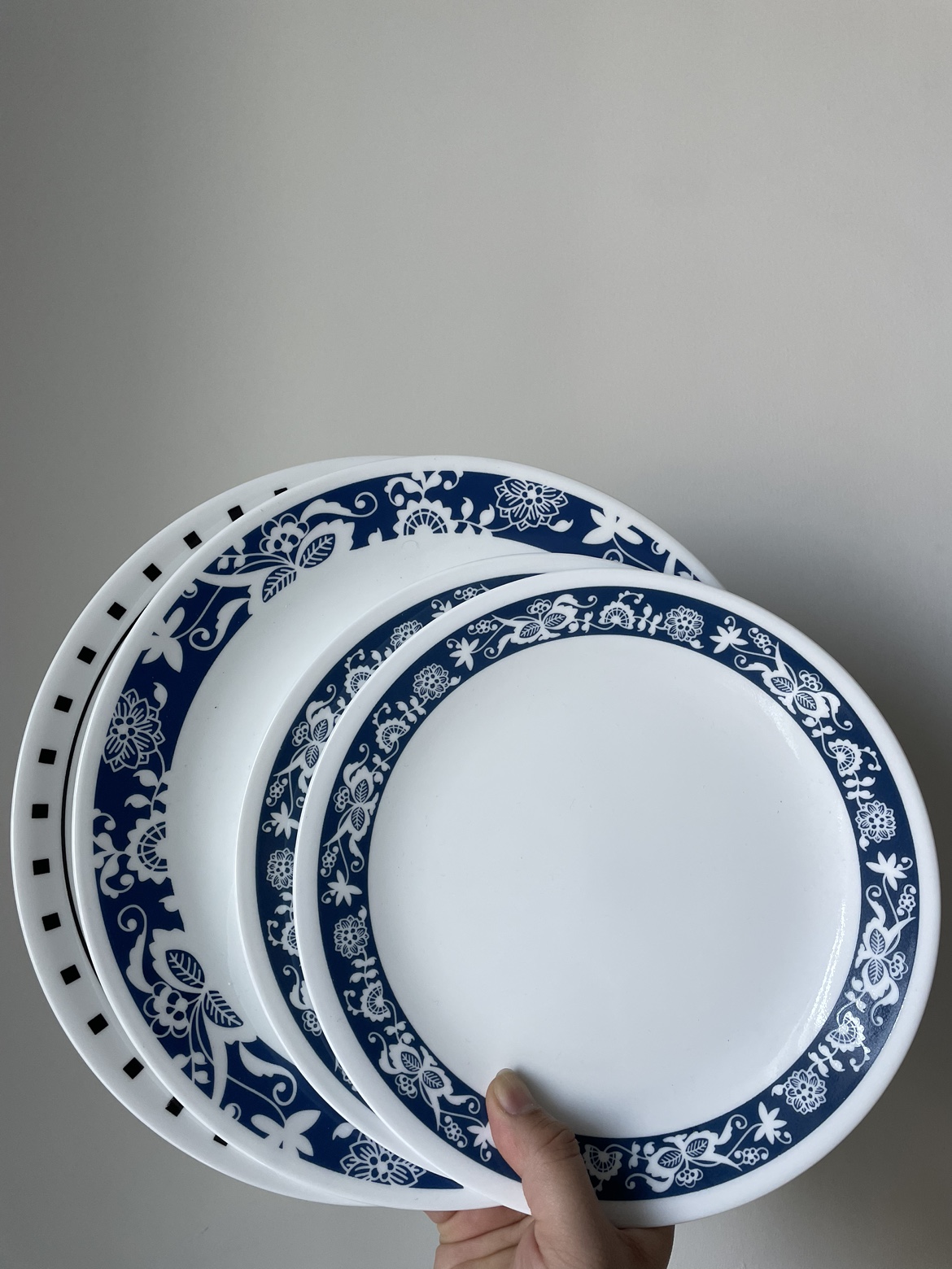 Mismatched Corelle plates