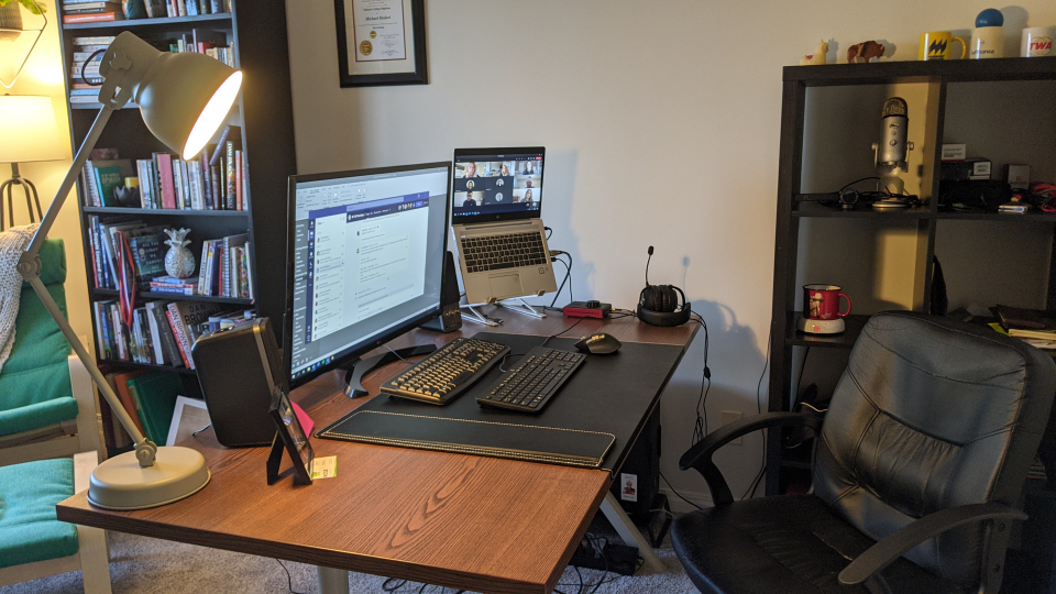 Wood top office desk from Ikea - photo 2