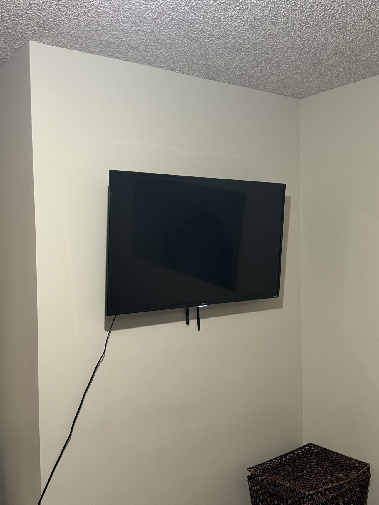 43” Roku TV - photo 3