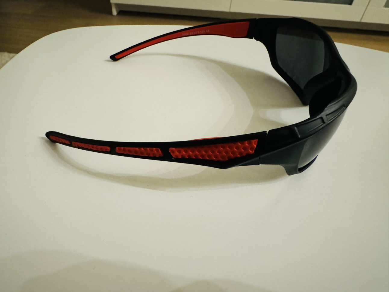 Cycling glasses