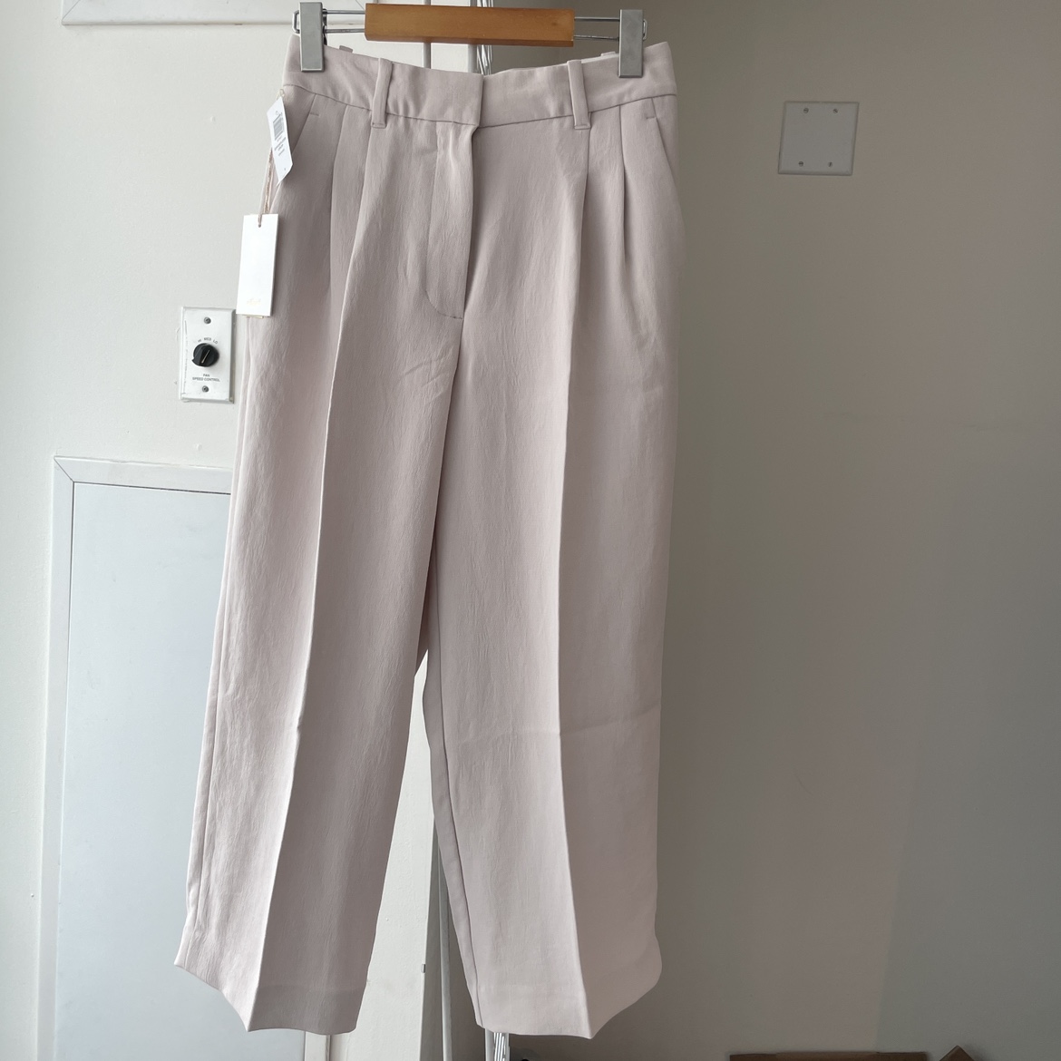 NEW Wilfred The Effortless Pants Cropped, Short ver (size 4) image indicator(2)
