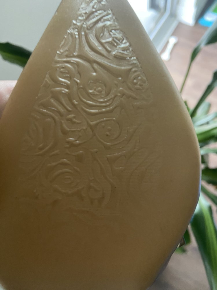 Brand new Valentino studded pumps! image indicator(3)