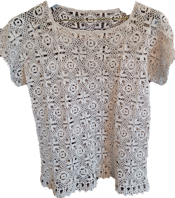 hand crochet short-sleeved top - photo 3