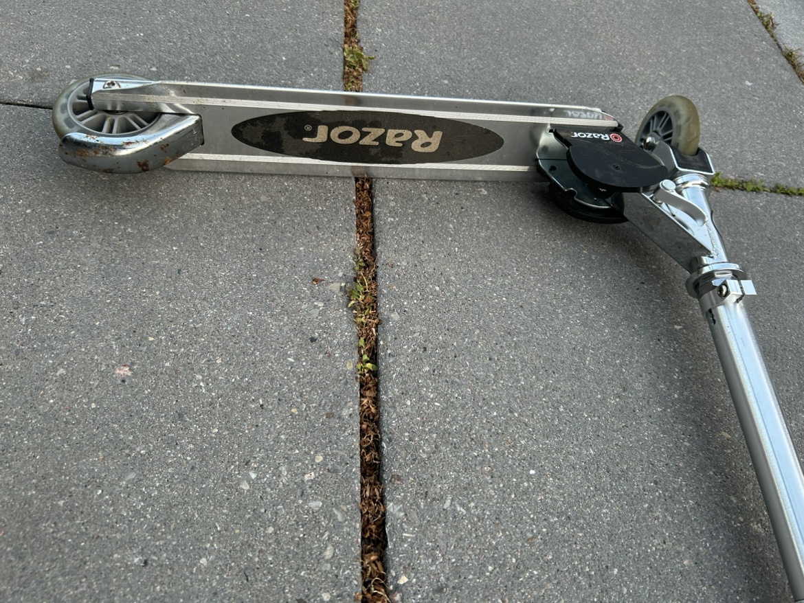 Scooter (Razor) - photo 3