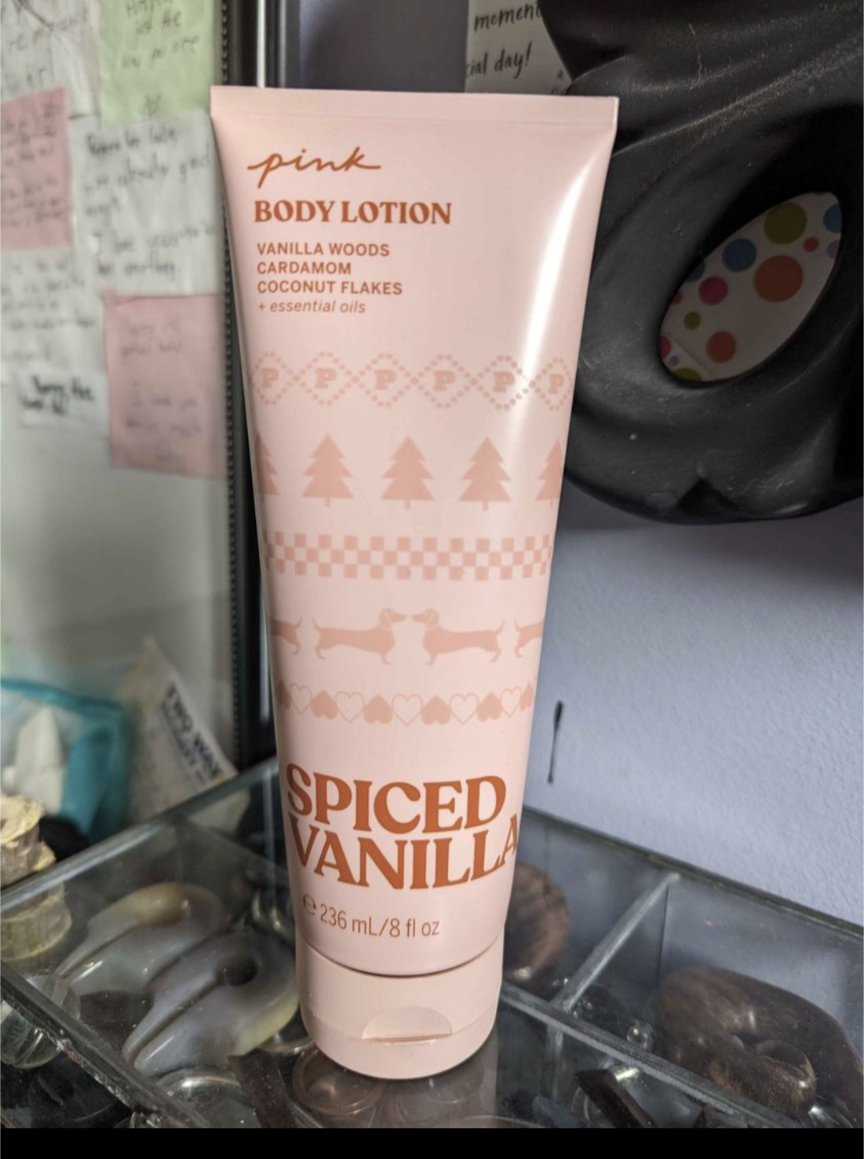 Spiced Vanilla lotion Pink Victoria Secret brand thumbnail