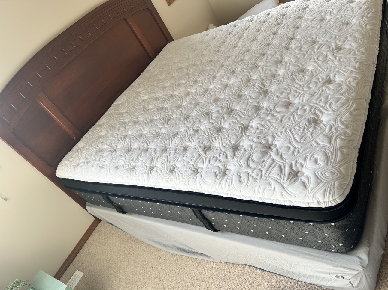 King size mattress - photo 3