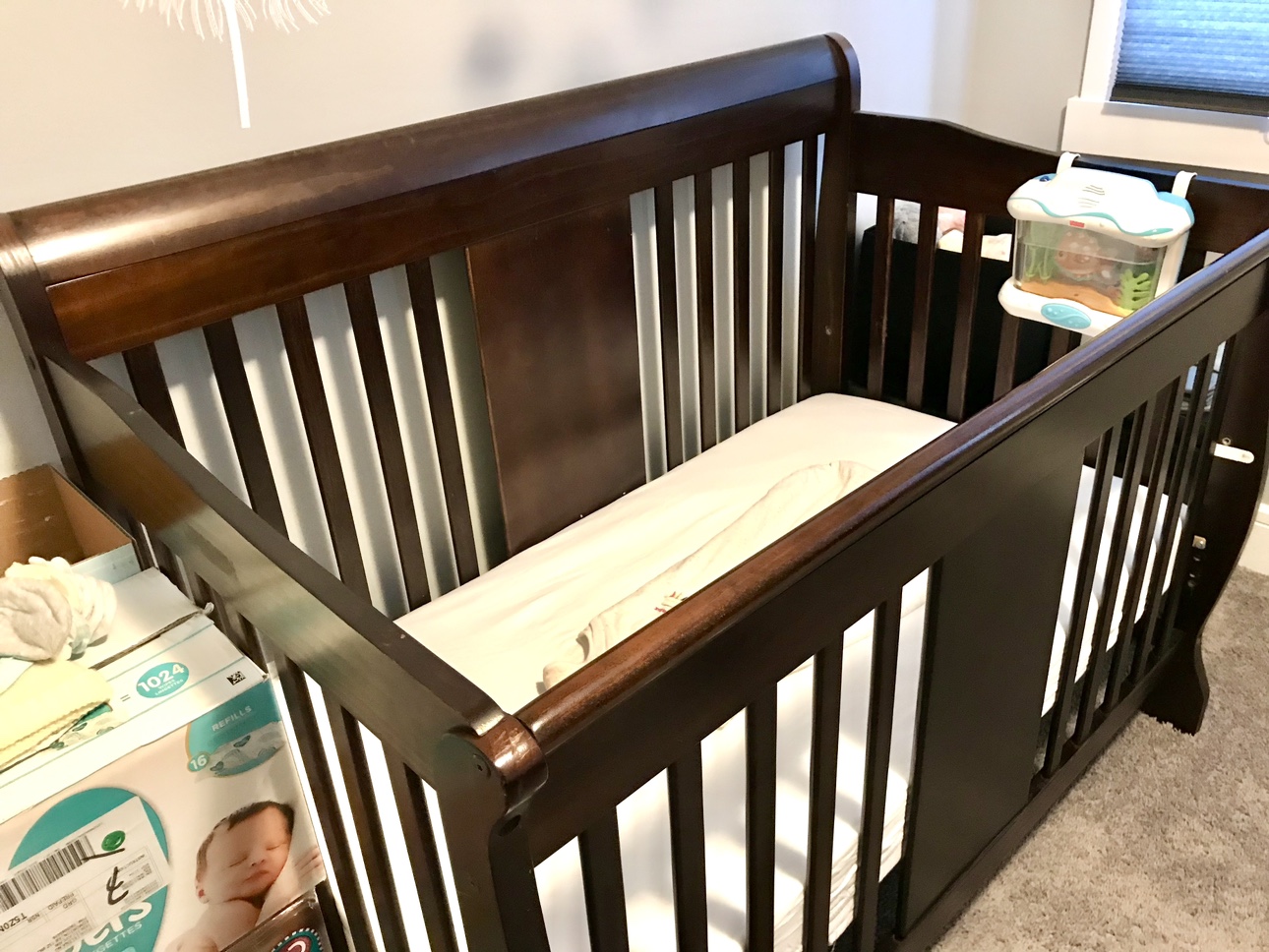 Solid Wood Covertable Crib - photo 3
