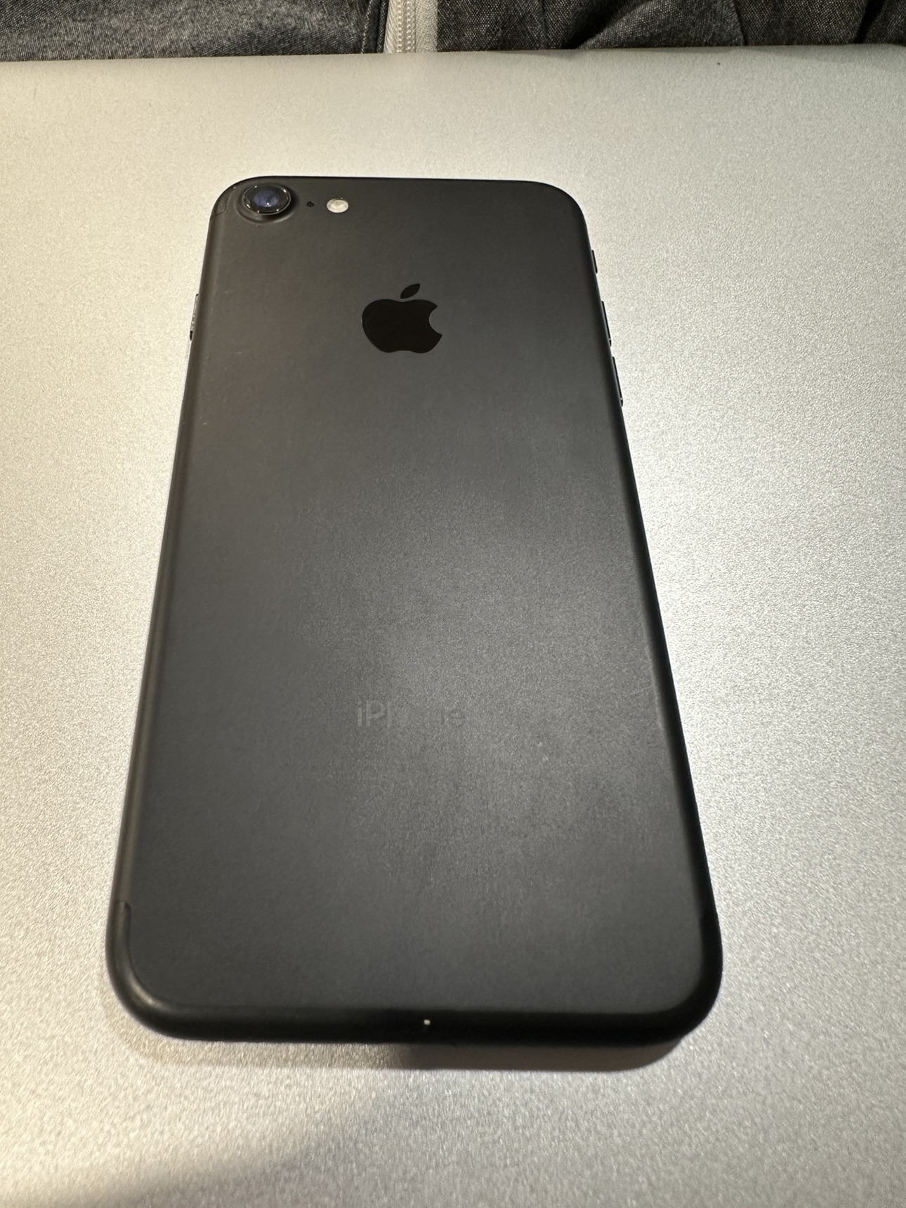 Iphone 7 - photo 2