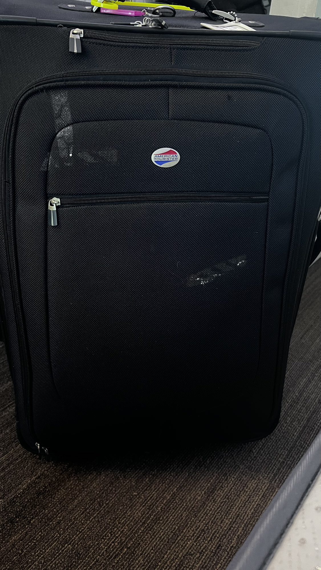 American Tourister travel bag thumbnail